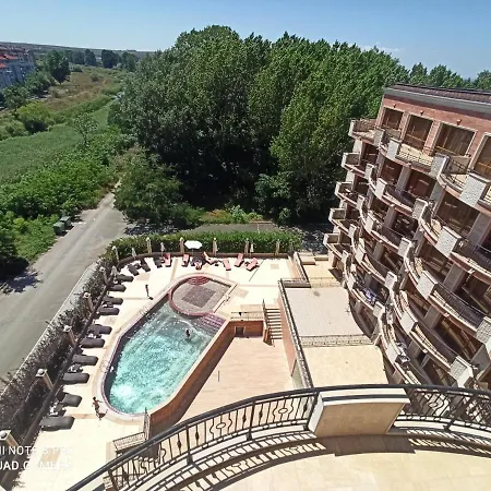 River Park דירה