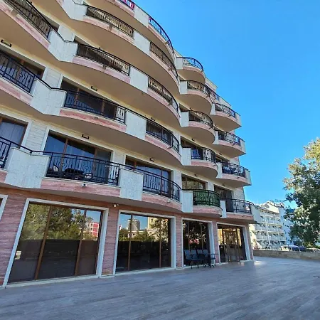 Apartament River Park Słoneczny Brzeg