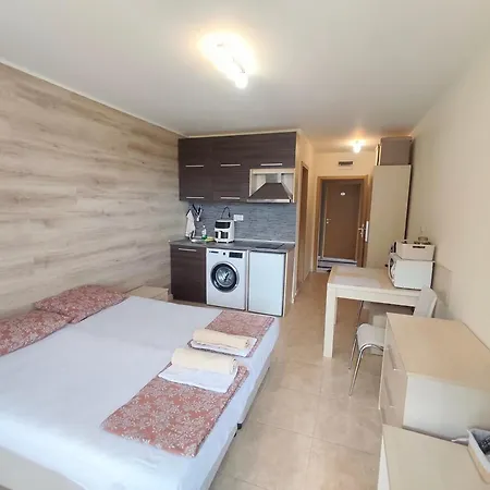 Apartament River Park Słoneczny Brzeg